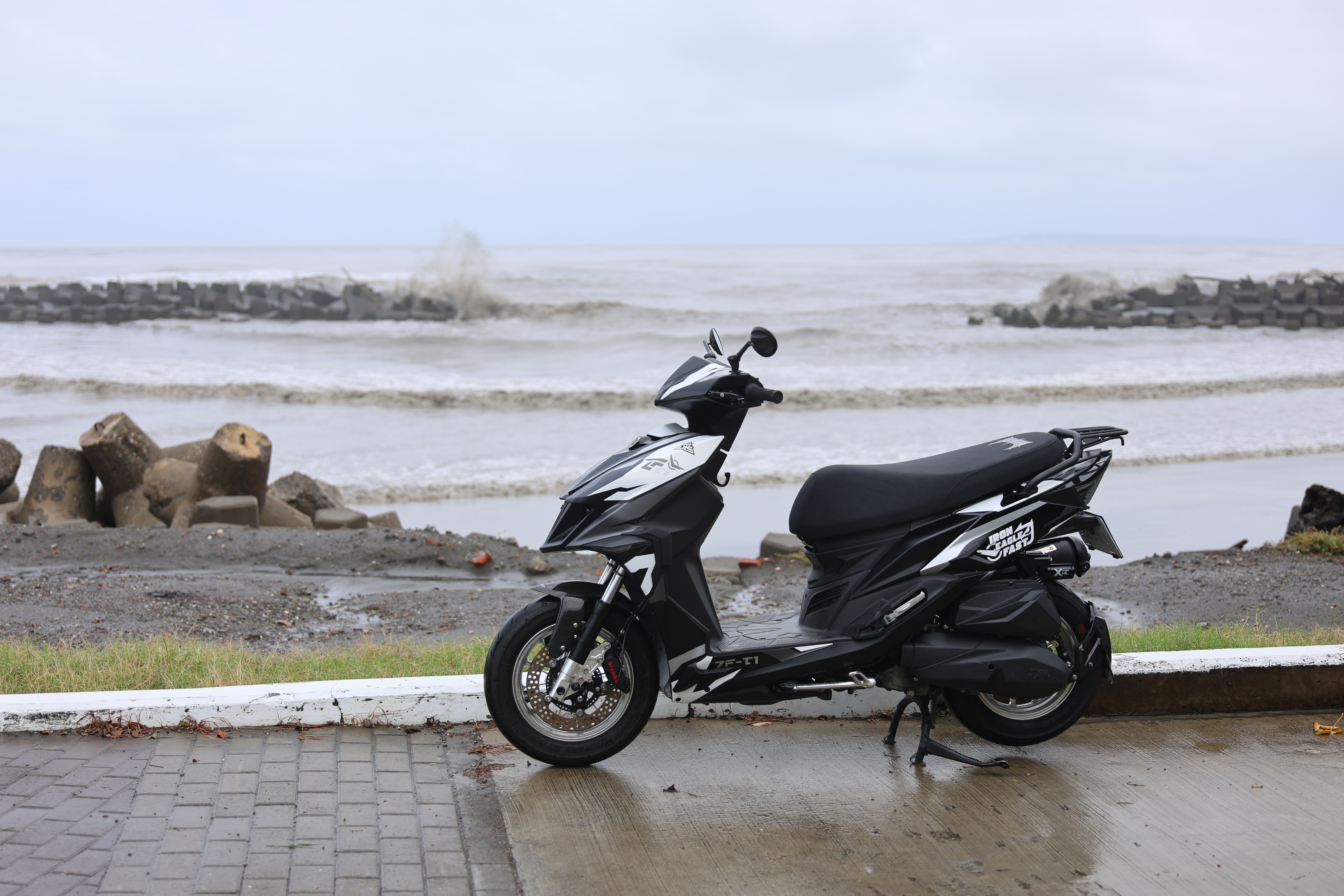 JET SL 海岸側面